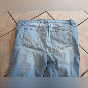 Forever 21 women’s jeans size 18. 99% cotton, one percent spandex.